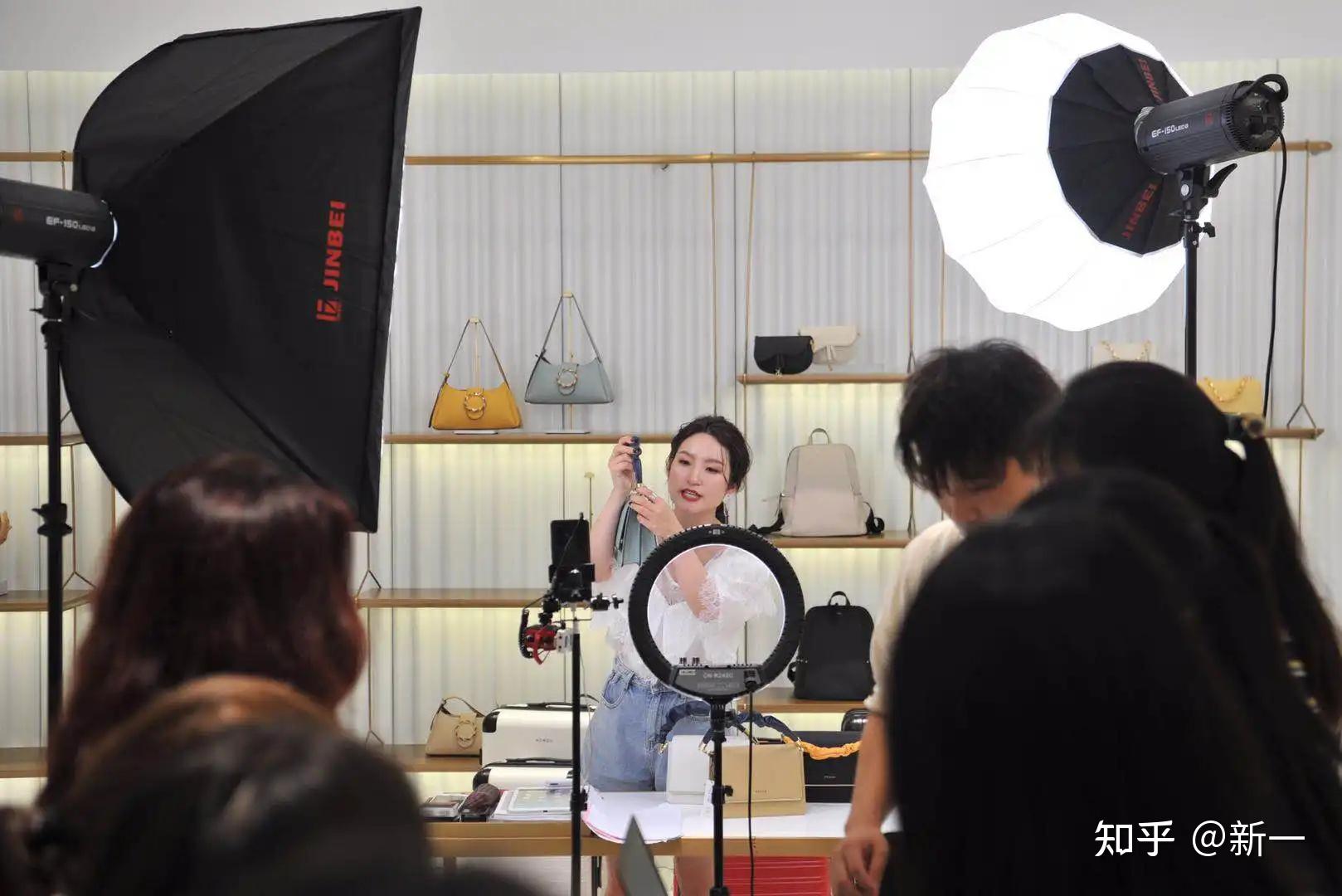 直播带货技巧揭秘如何迅速增加直播间人气