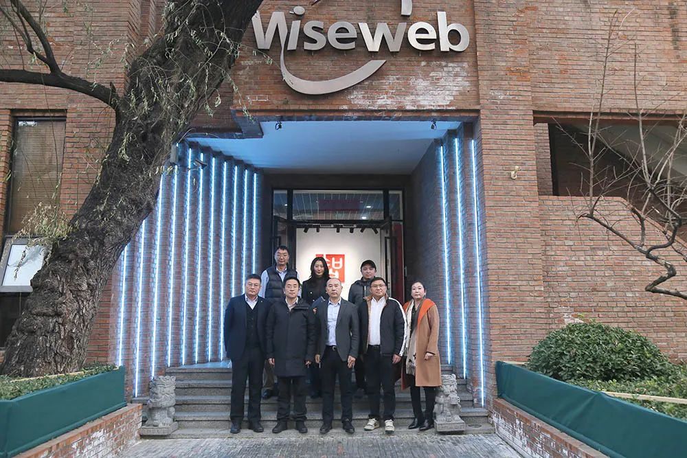 微信群全天智能管理机器人